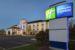  Holiday Inn Express Adrian, an IHG Hotel  Эйдриан
